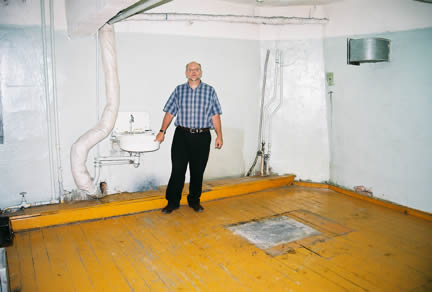 2004 photo of lab space in Ulaanbaatar